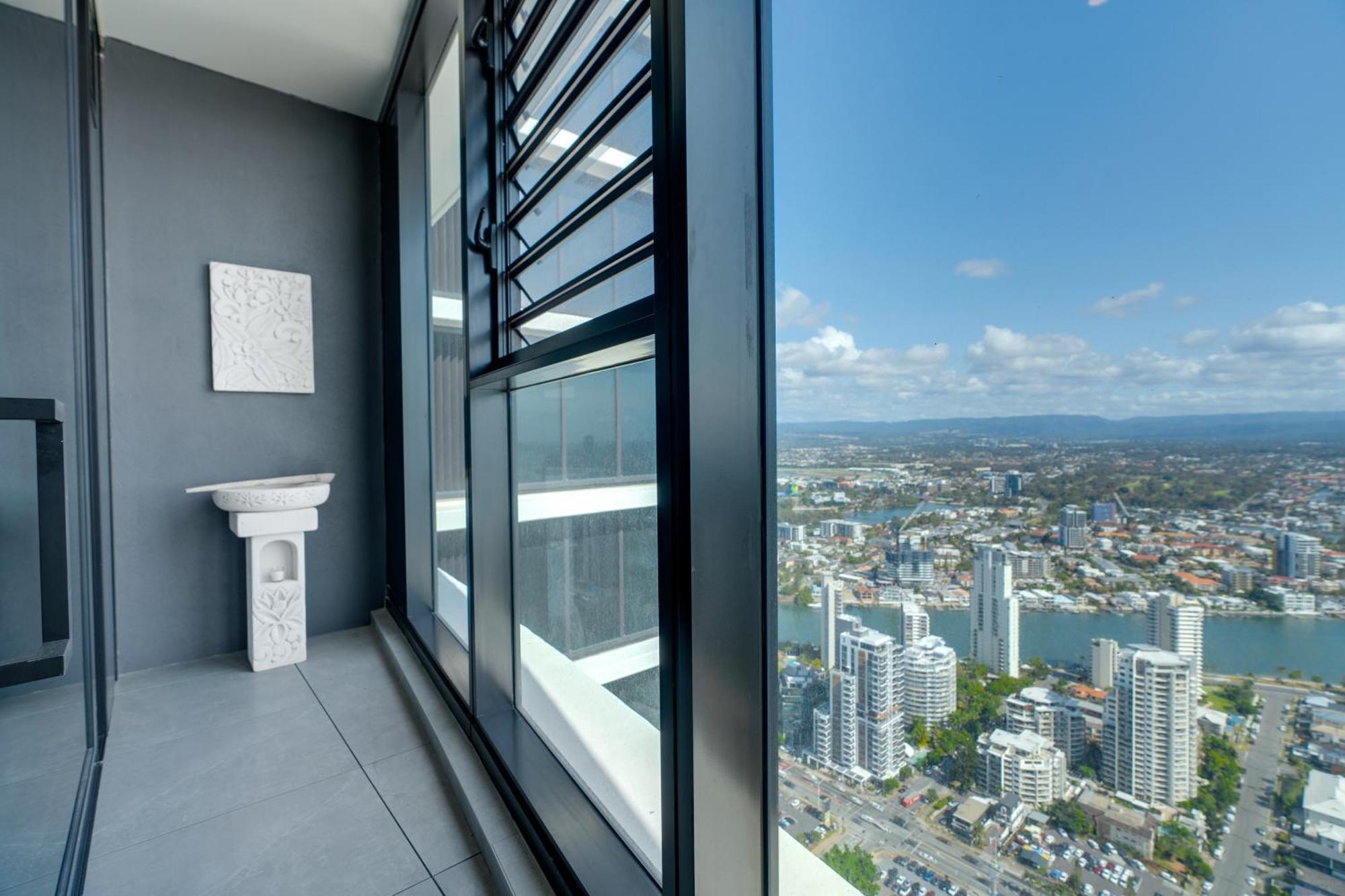 Apartment D-ocean Retreat Modern 3-bedroom Gold Coast